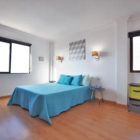 Lägenhet Open Loft & Sea Views 700m From Natural Pools