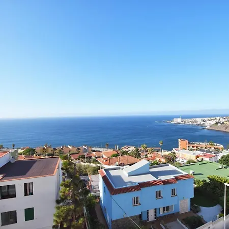 Open Loft & Sea Views 700m From Natural Pools